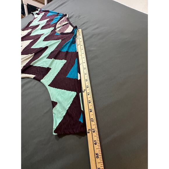 Auditions Chevron Batwing Sleeve Top Size Small – Made in USA women top - Picture 7 of 8